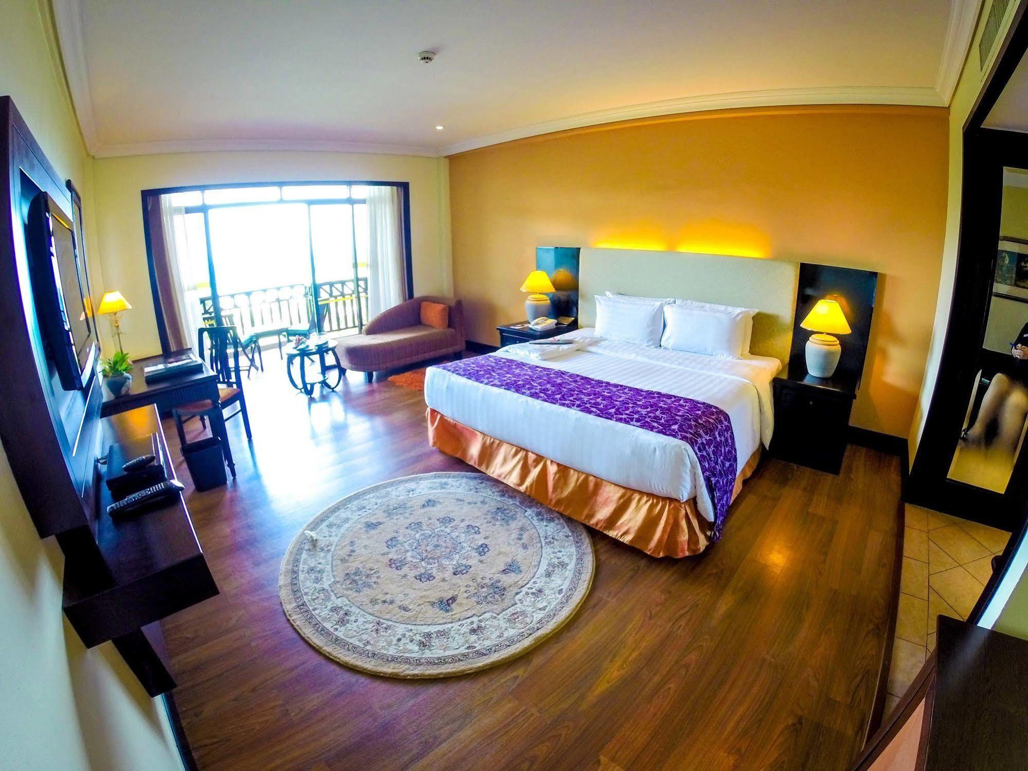 Villa At Nexus Resort & Spa Karambunai Kampong Bikasan Zewnętrze zdjęcie