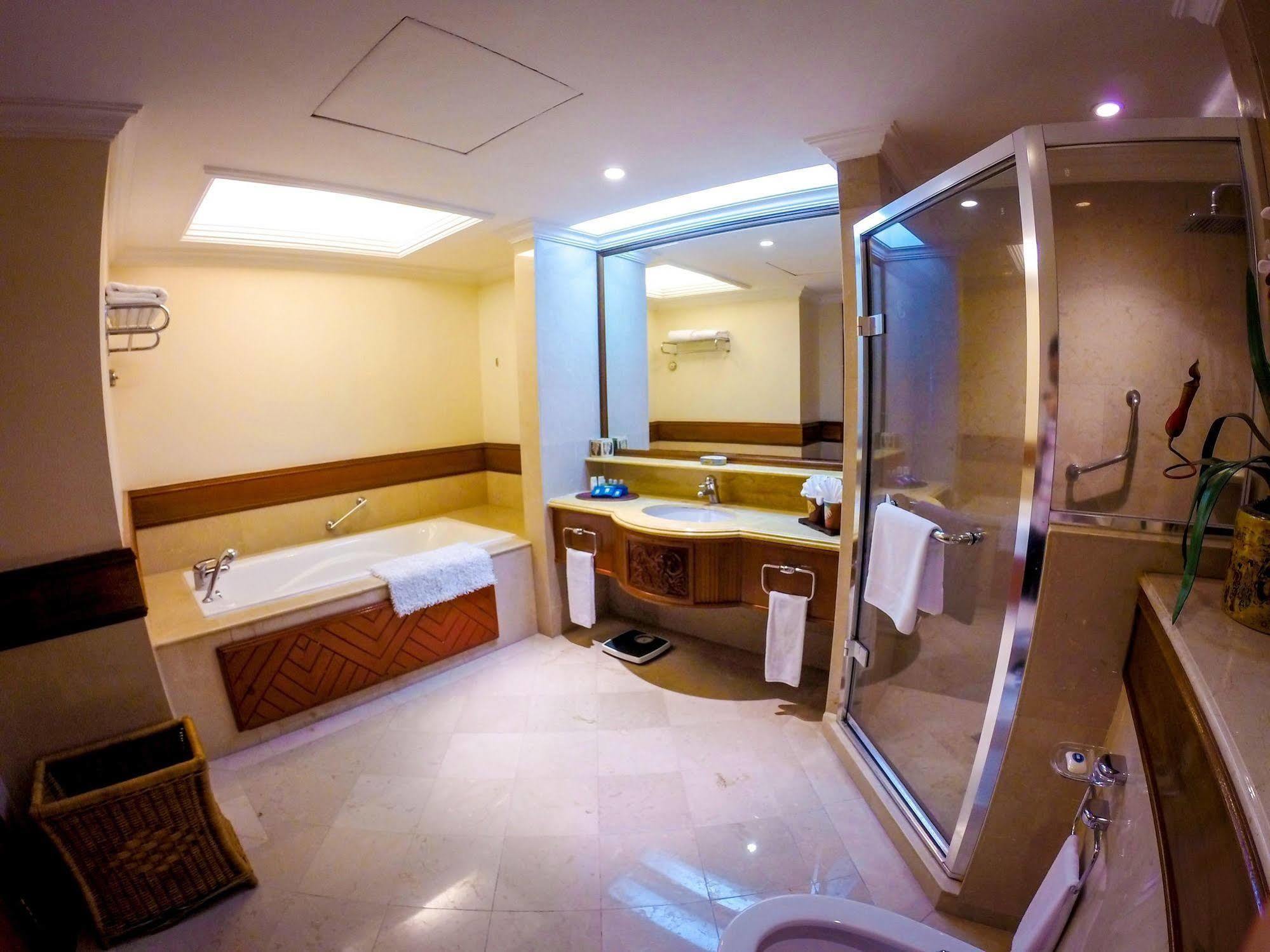 Villa At Nexus Resort & Spa Karambunai Kampong Bikasan Zewnętrze zdjęcie